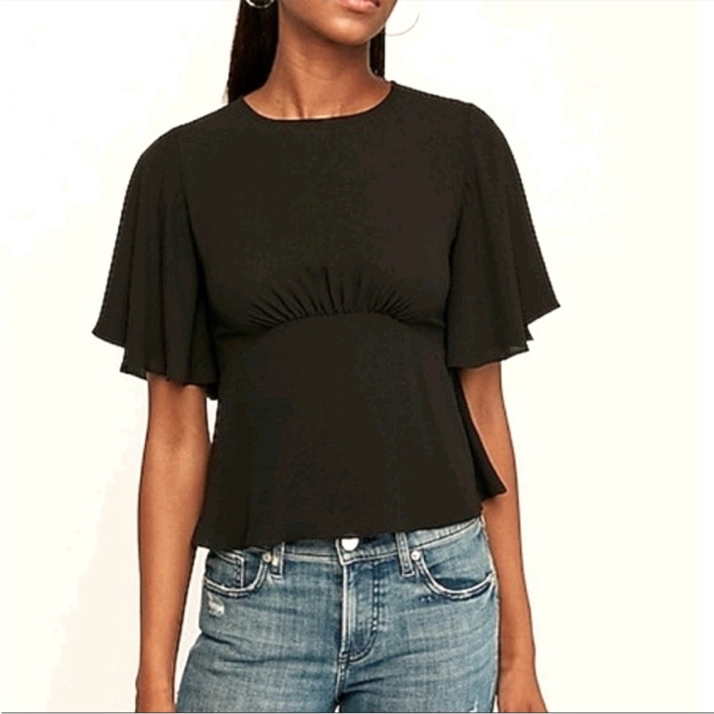 EXPRESS Flutter Blouse